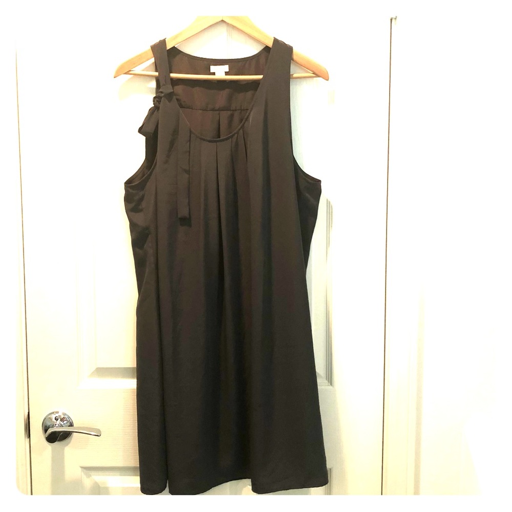 J. Crew gray shoulder tie dress.